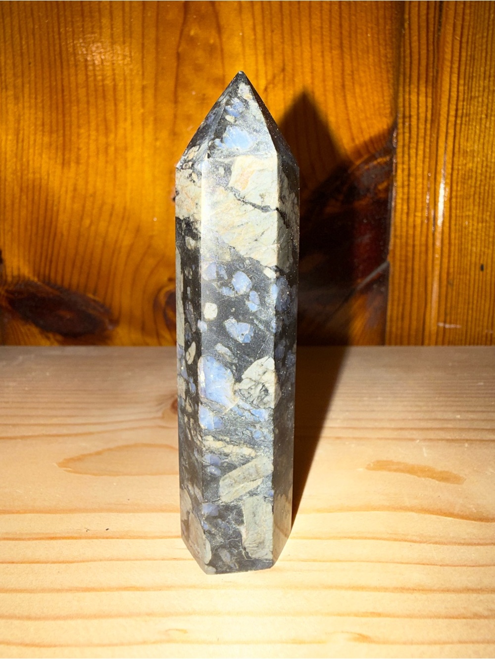 Polished Que Sera Tower Point - Picture 3 of 5